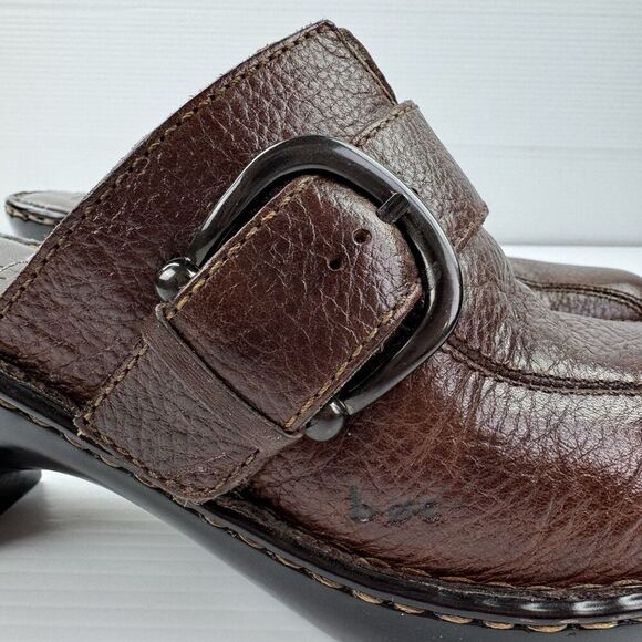 b.o.c Born Concept Brown Leather Clogs Mules Heels Buckle Slip-On Size 9 / 40.5 - Picture 2 of 16